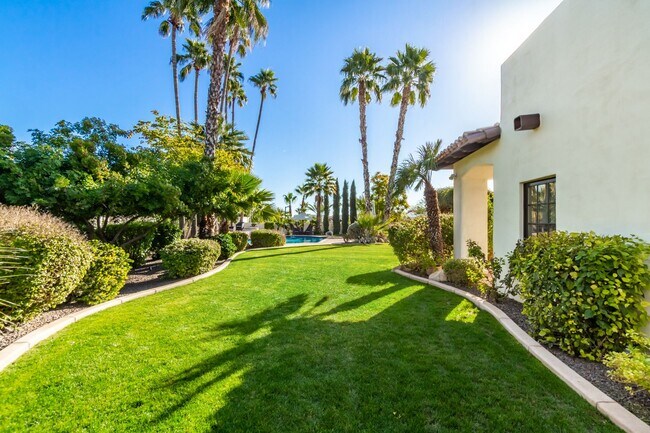 Building Photo - MUST SEE!!! FULLY-FURNISHED LUXURIOUS 6 Be...