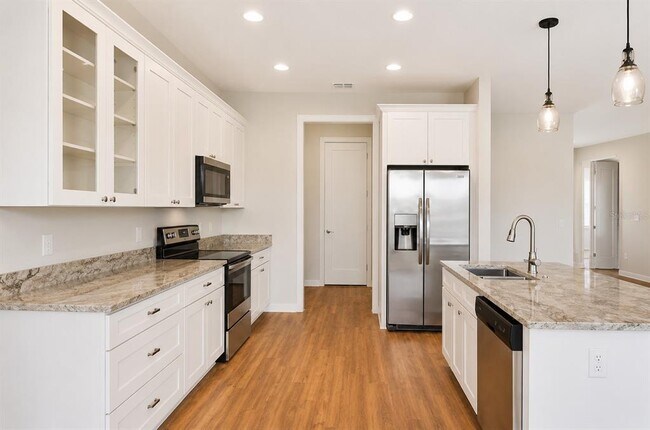 Building Photo - 1823 Meadow Pond Way