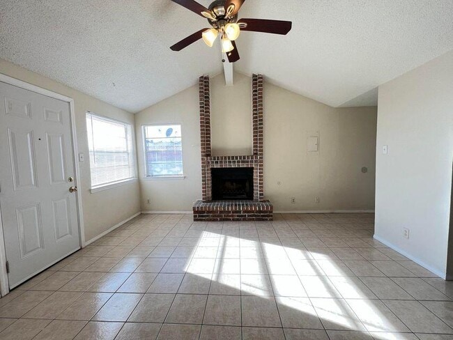Building Photo - 11812 Tracy Austin Ln