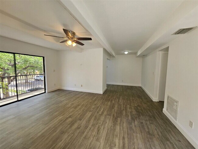 Building Photo - 1045 S Flagler Ave