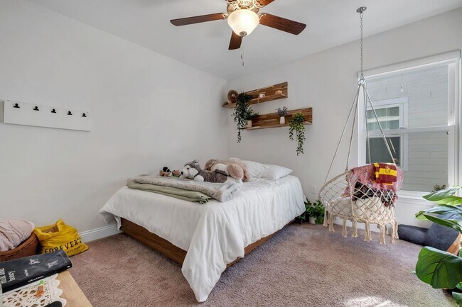 Building Photo - 458 Grand Oaks Rd