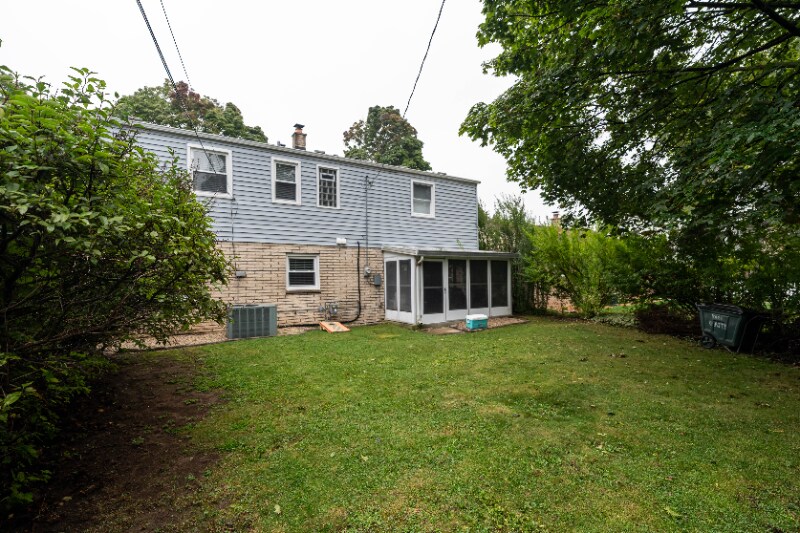 Building Photo - 555 N 105th St