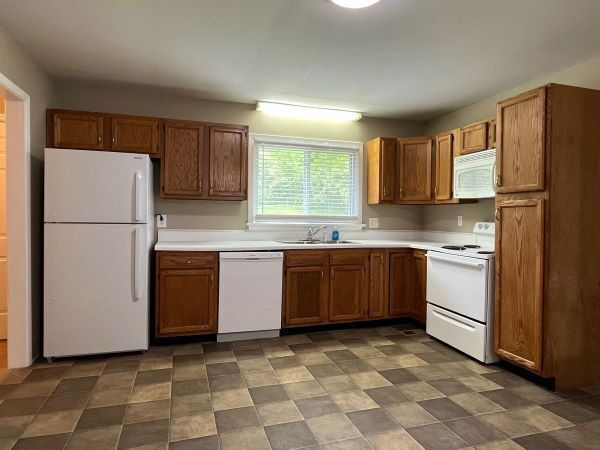 Building Photo - Great 3/2 ranch home in N. Knoxville