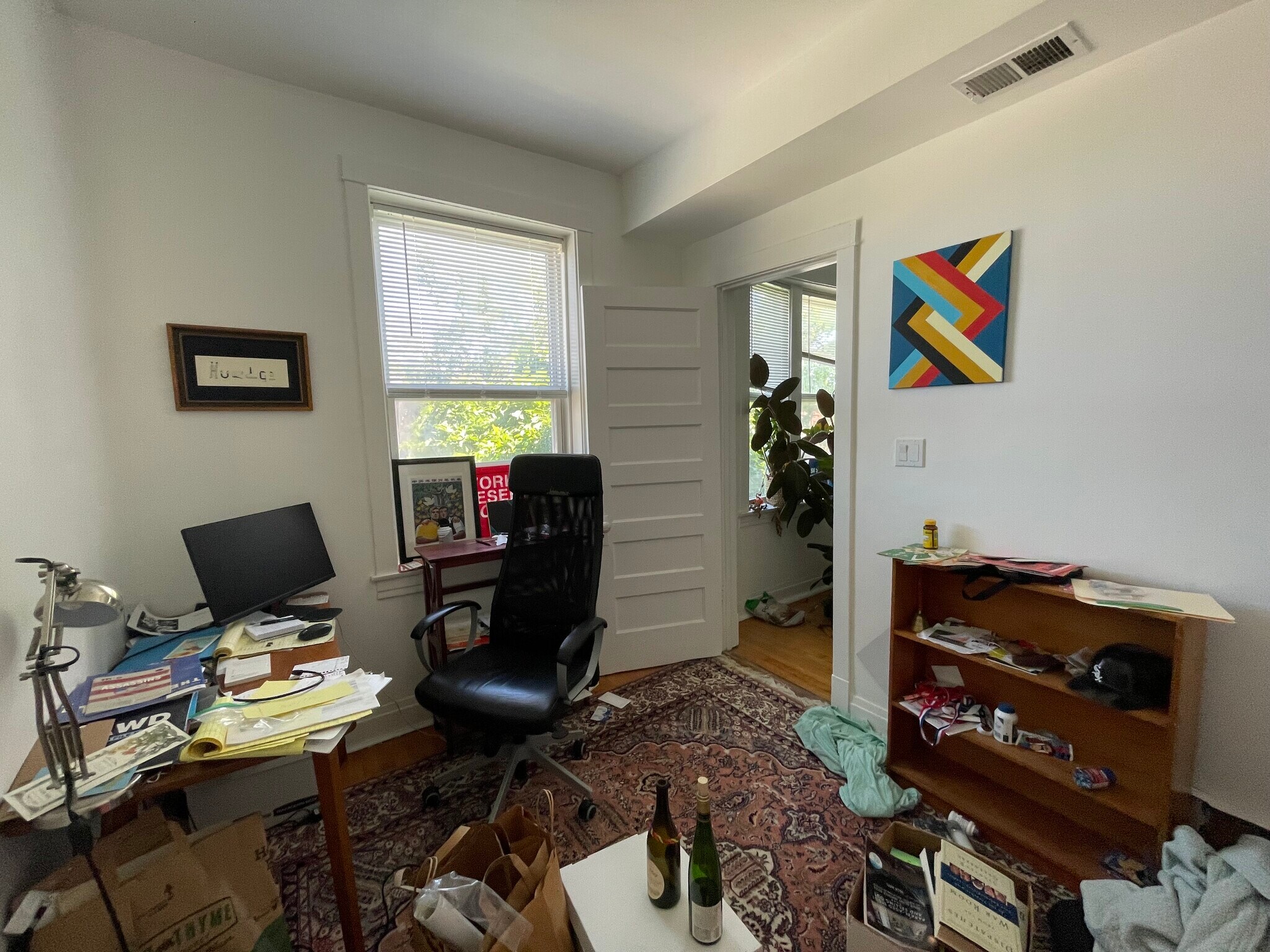 Building Photo - 3144 N Ridgeway Ave