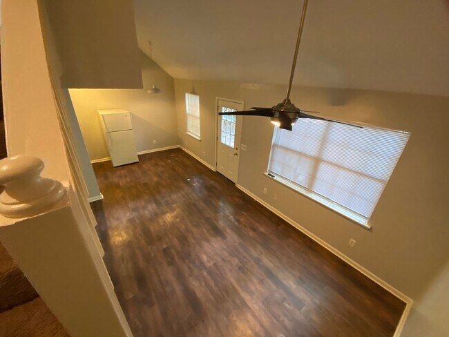 Building Photo - 1311L Access Road