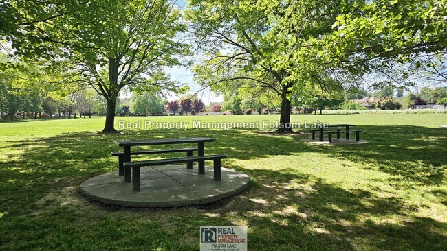 Building Photo - Gated American River Canyon North Home | 4BR / 3BA | 2,455 SF