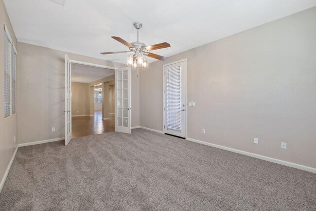 Building Photo - 6124 W Delaware Ct