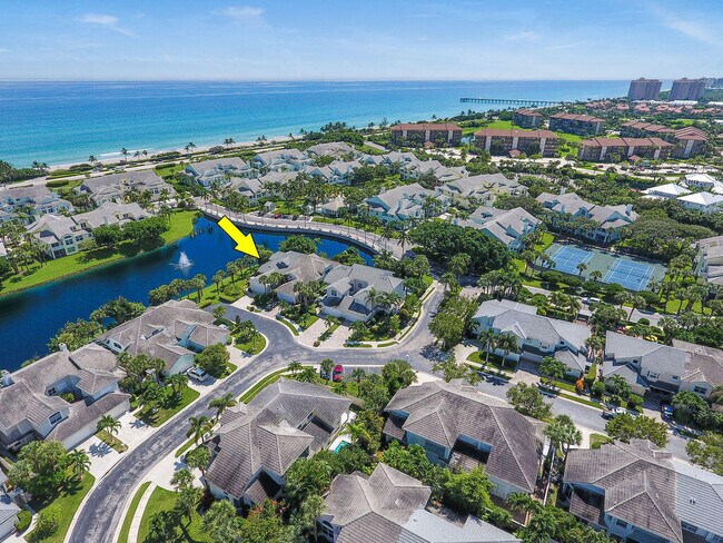 Building Photo - 2074 Mainsail Cir