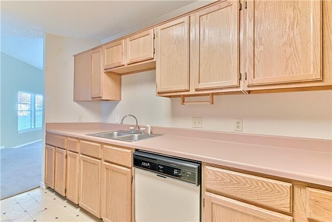 Building Photo - 6708 Windrift Way