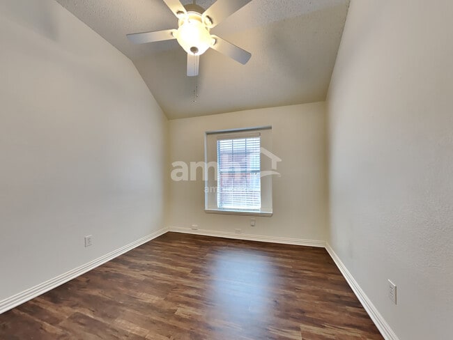 Building Photo - 4612 Belladonna Dr