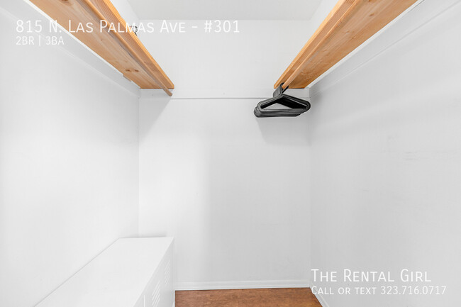 Building Photo - 815 N Las Palmas Ave