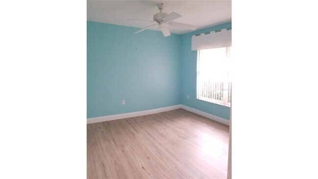 Building Photo - 5810 Garden Lakes Majestic