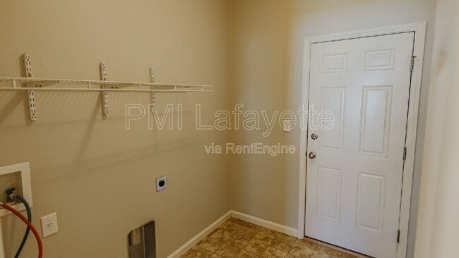 Building Photo - 4110 Ivanhoe St