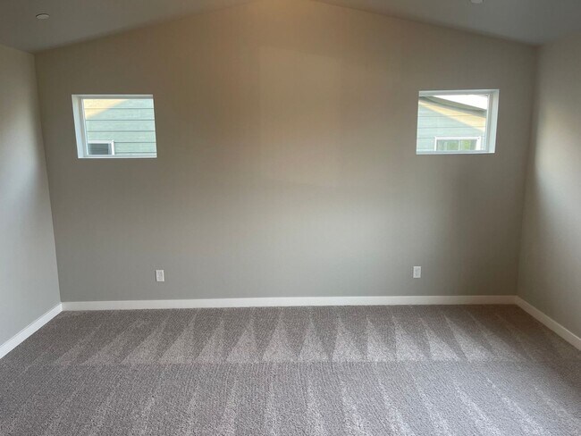 Building Photo - Beautiful New 5BD/4BTH Bella Cresta Home f...