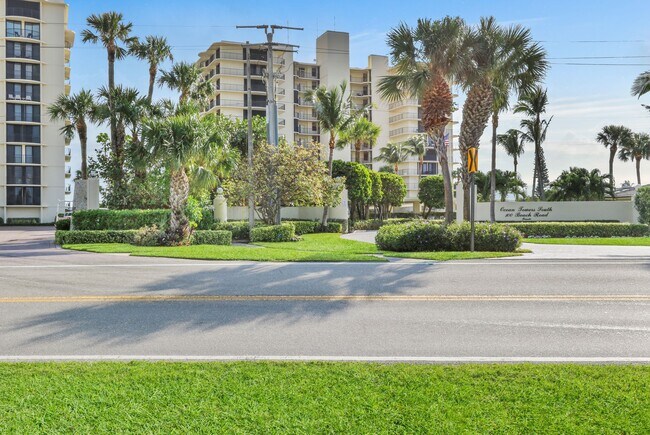 Building Photo - 225 Beach Rd