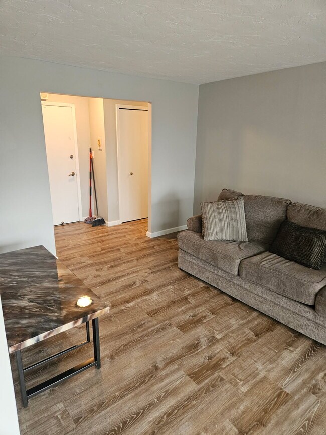 Building Photo - 12900 Lake Ave