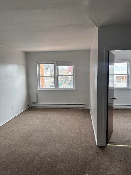 Building Photo - 91-04-91-75 75th St