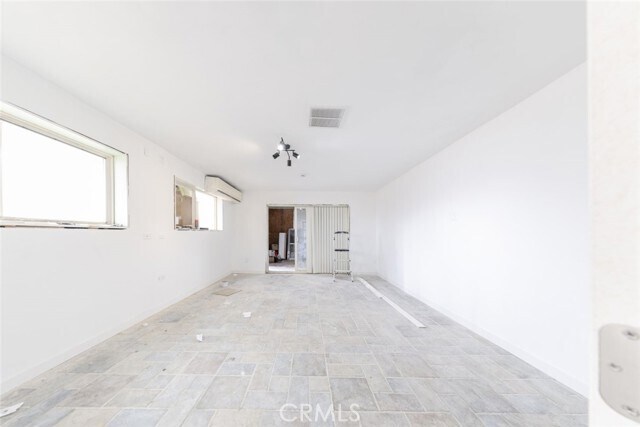 Building Photo - 16822 Glenfall Ave