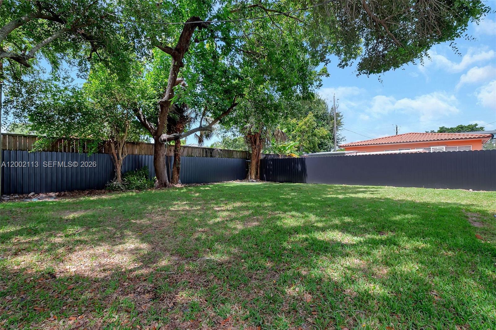 Building Photo - 1852 SW 22nd Ter