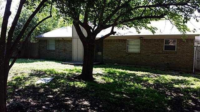 Building Photo - 6025 Lindy Ln