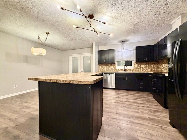 Building Photo - 3109 Henslowe Dr