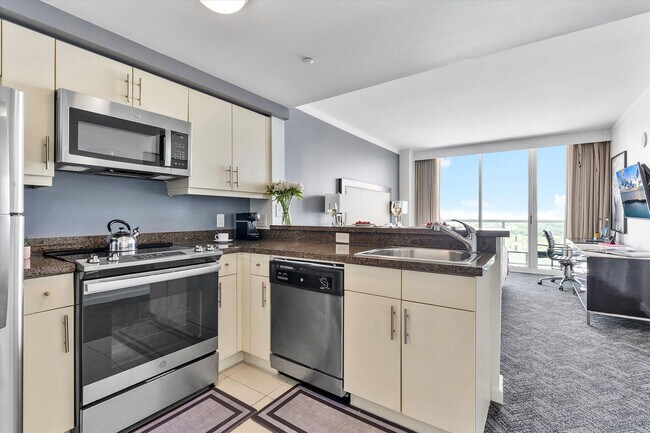 Primary Photo - 2889 McFarlane Rd