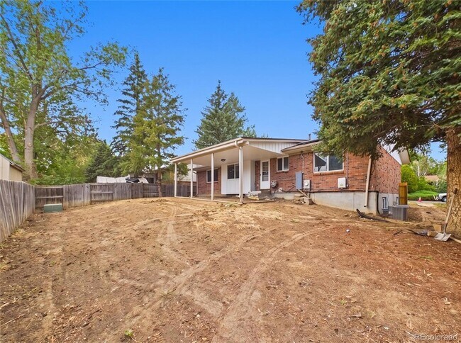 Building Photo - 2516 S Pagosa St