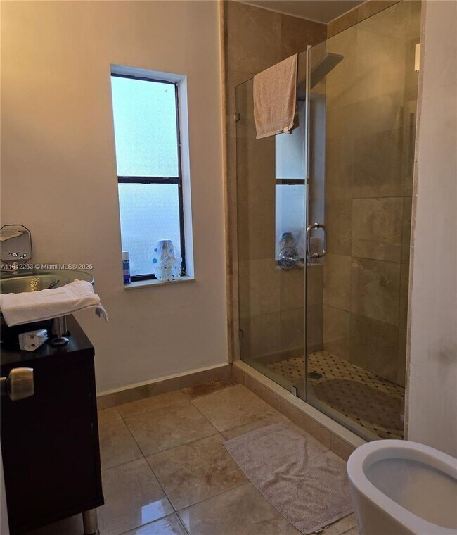 Building Photo - 10625 SW 127th Pl