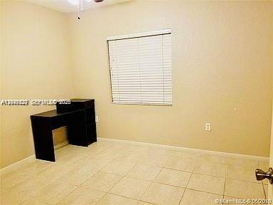 Building Photo - 246 Riviera Cir