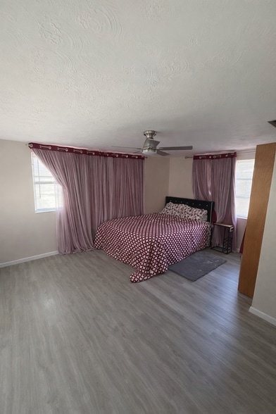 Building Photo - 2603 Almond Dr