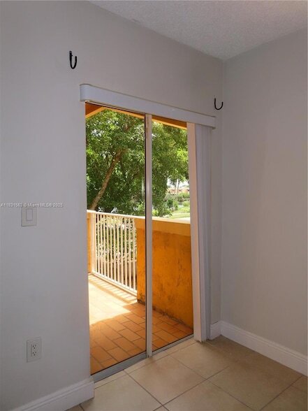 Building Photo - 13894 SW 65th Terrace