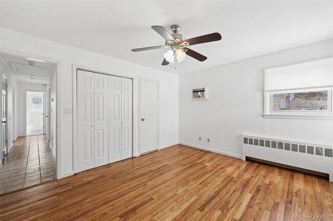 Building Photo - 31 Evelyn Ln