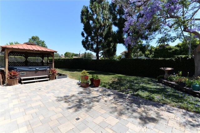 Building Photo - 25592 Leeward Dr