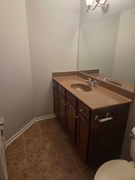 Building Photo - 3419 Bradbury Cir