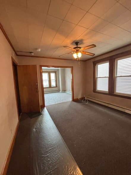 Building Photo - 115 Bennington St