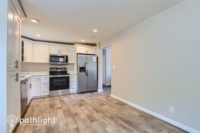 Building Photo - 667 West 2200 North