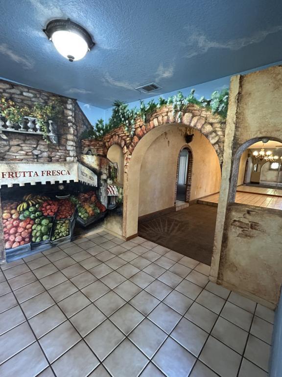 Building Photo - 15370 Tacony Rd