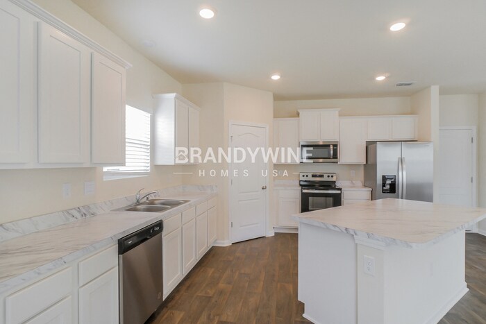 Building Photo - 165 Falcon Ridge Rd