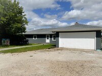 Building Photo - W210N11785 Hilltop Dr