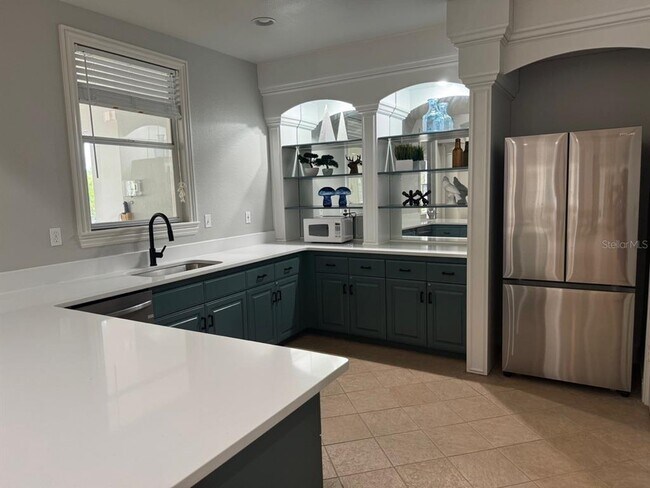 Building Photo - 8927 Legacy Ct