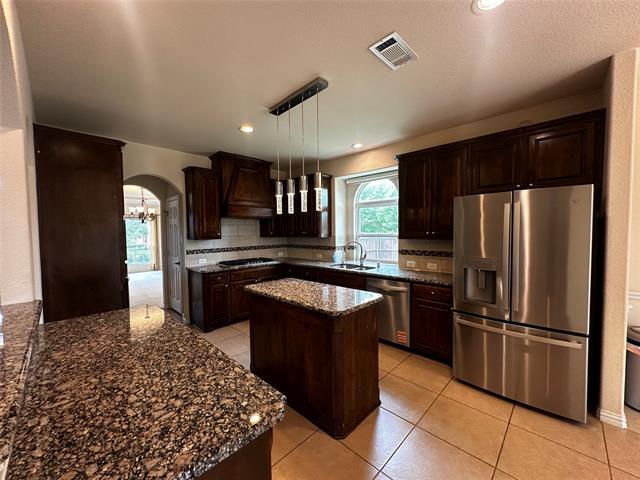 Building Photo - 14524 Marigold Dr