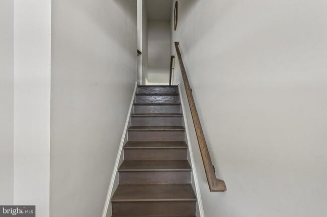Building Photo - 3817 Drayton Ct