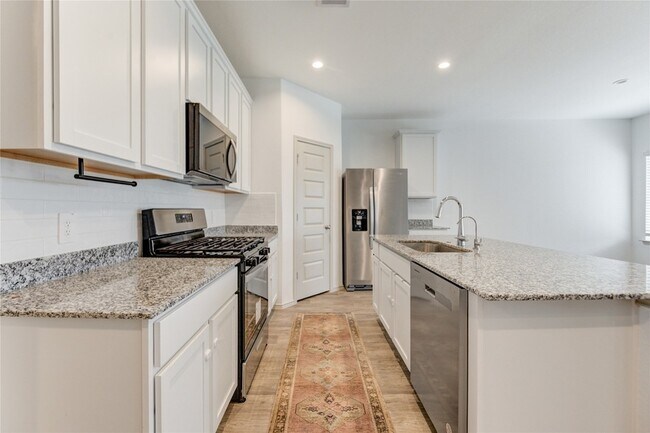 Building Photo - 7319 Sunset Crk Dr