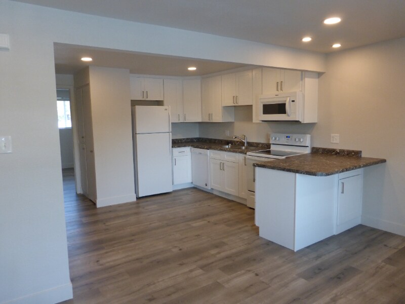 Building Photo - 2519 S 300 E