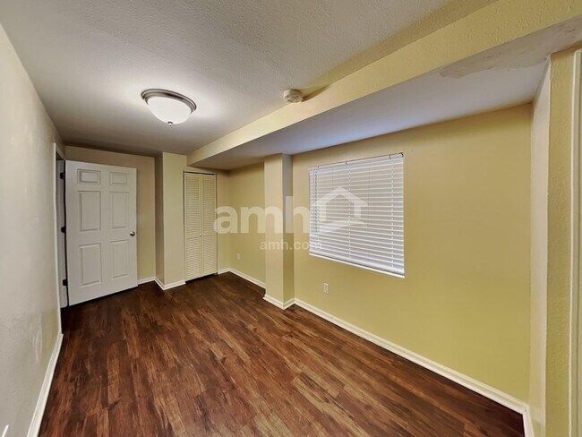 Building Photo - 2664 Comanche Creek Dr