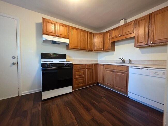 Building Photo - Bull St