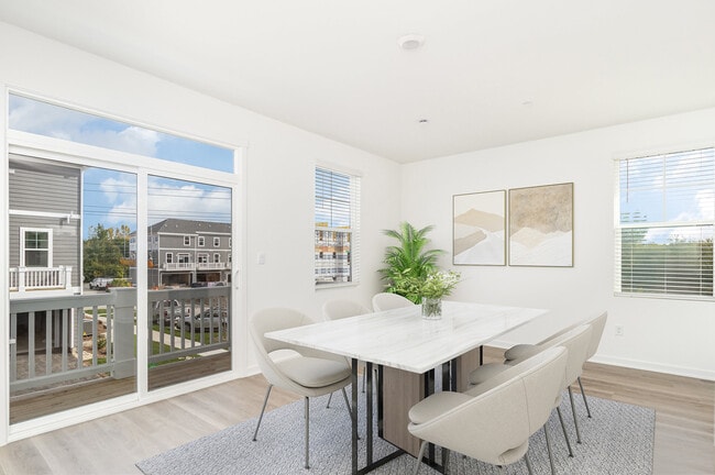 Building Photo - 2171 Yellowstone Blvd