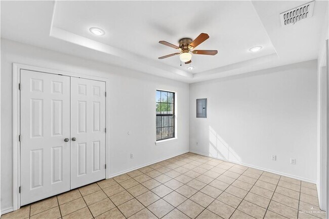 Building Photo - 16 Ithaca Ave