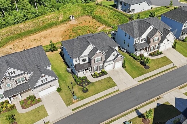 Building Photo - 4440 Kendall Pointe Dr