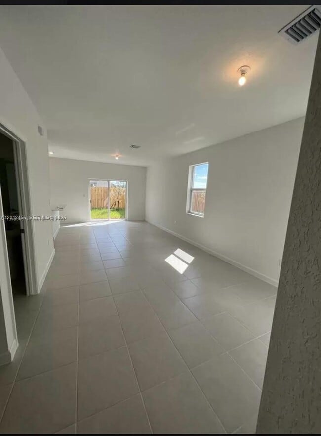 Building Photo - 12645 NW 24th Ave